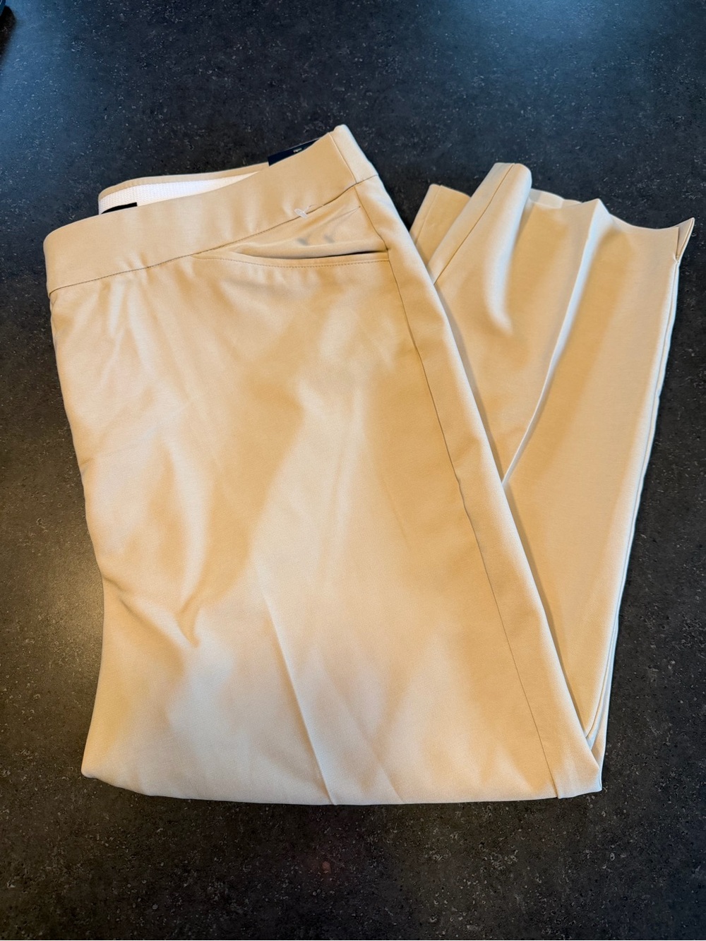 Counterparts Women’s Size 14 Sand Shell Mid Rise Crop Pants 23” Inseam NWT